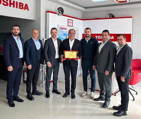 2025 Yılının İlk 10 Toshiba Yetkili Satıcısı Ödüllerini Aldı